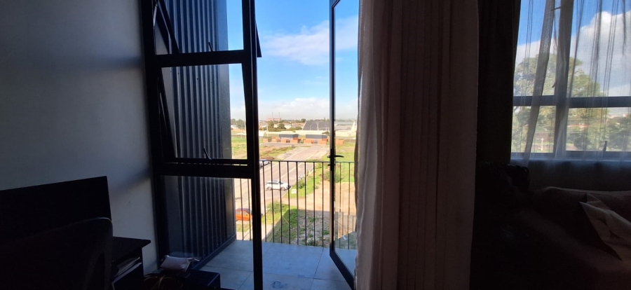 1 Bedroom Property for Sale in Pinelands Western Cape
